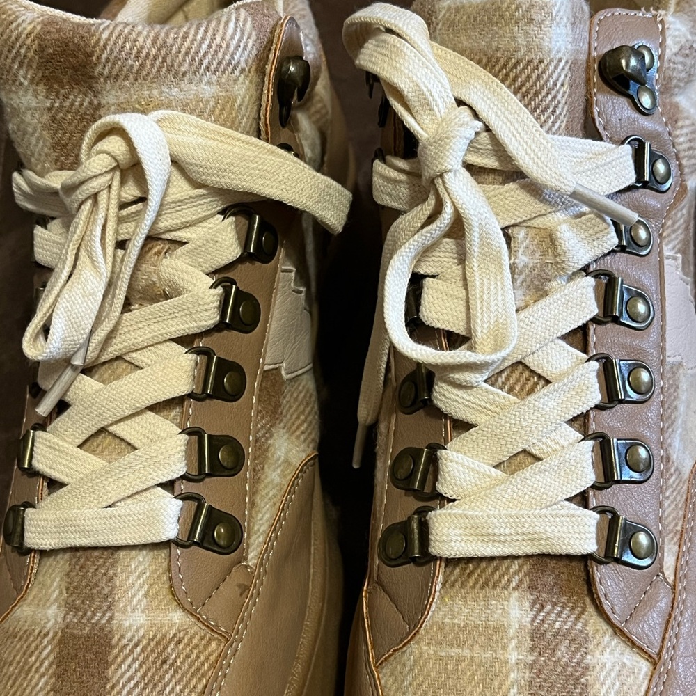 Oasis Society•Plaid Wedge Sneaker - Picture 2 of 12